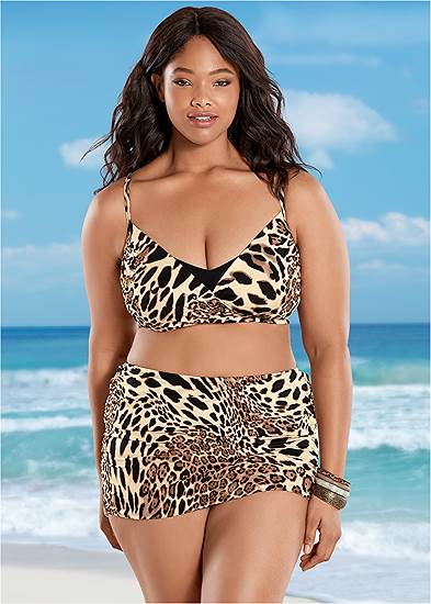 Plus Size Ruched Skirted Bottom