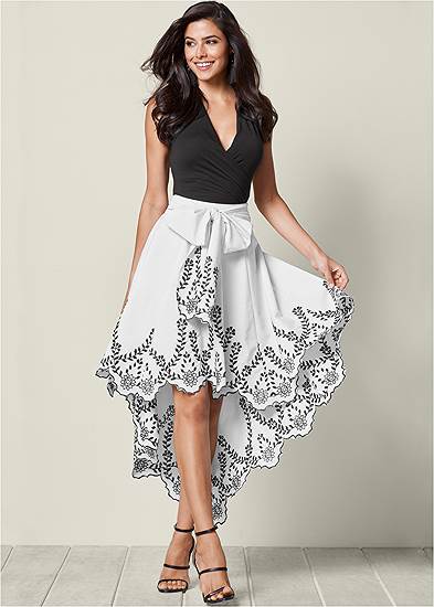Bow Front Embroidered Skirt