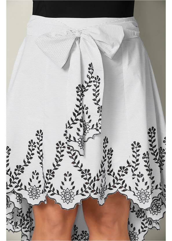 Alternate View Bow Front Embroidered Skirt