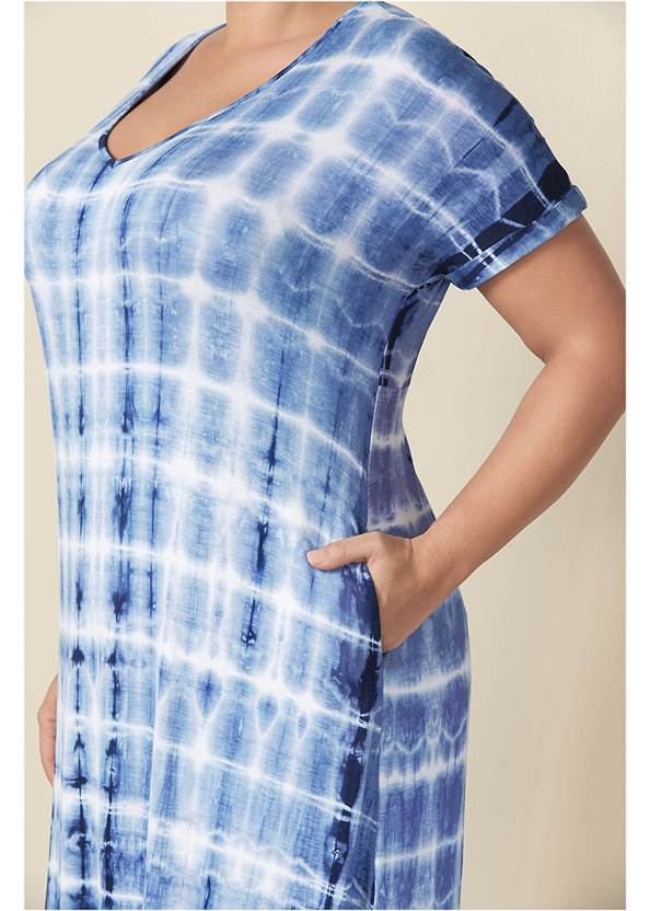 Alternate View Casual T-Shirt Maxi Dress