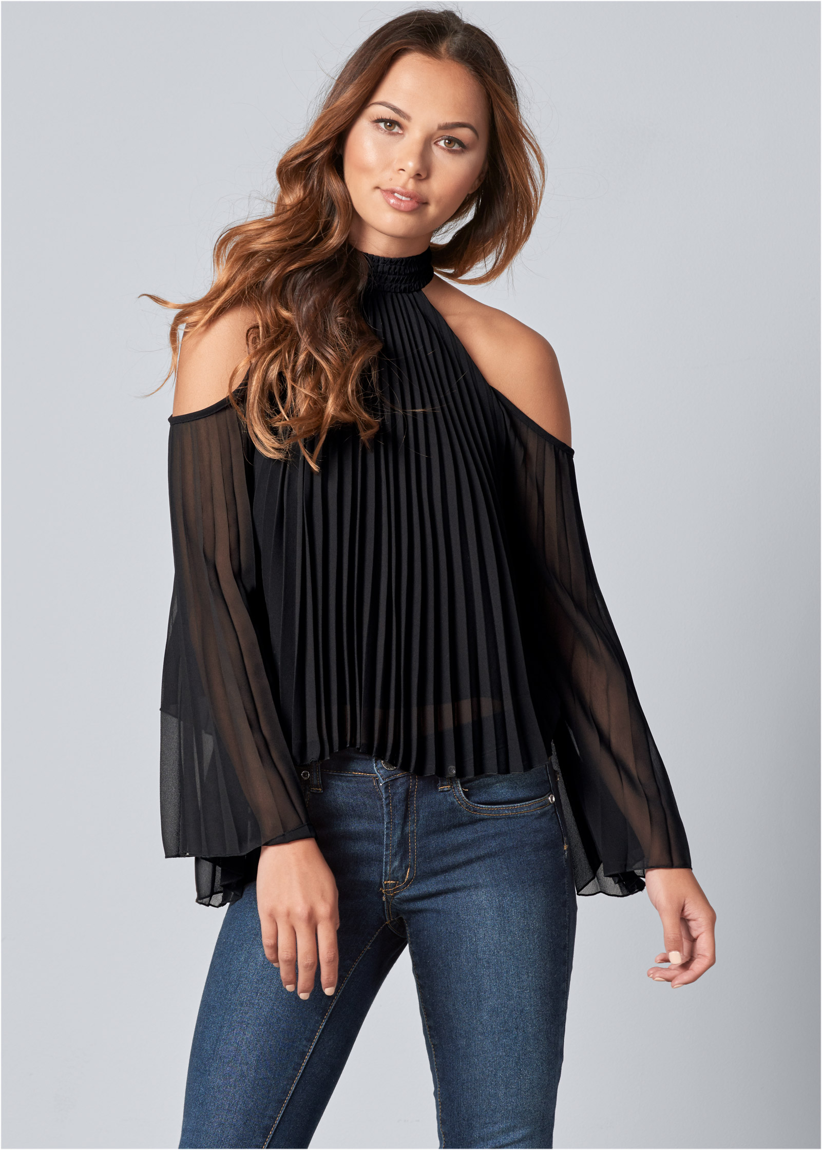 venus crochet cold shoulder top