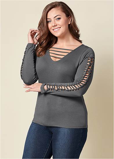 Plus Size Cut Out Sleeve Detail Top