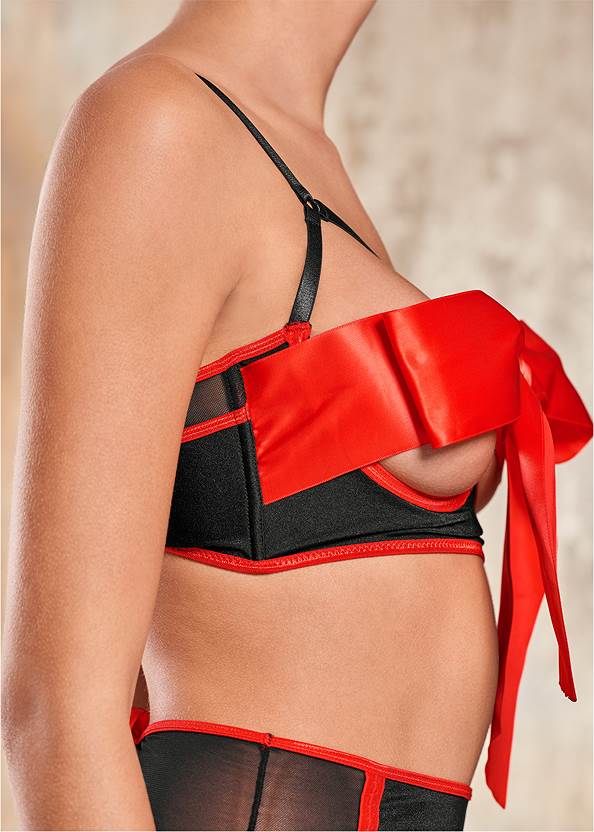 Red And Black Unwrapped Bow Front Bra From Venus