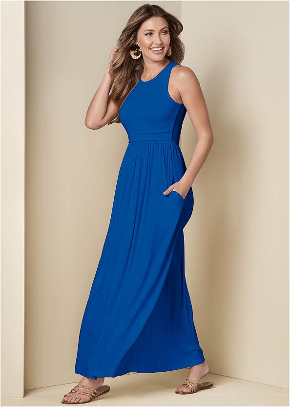 Front View Maxi Dress With Pockets
