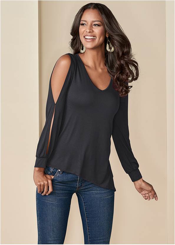 V-Neck Cold-Shoulder Top,Slim Jeans,5-Pocket Faux-Leather Pants,Cold-Shoulder V-Neck Top,Gold Statement Heel Boots,Beaded Drop Earrings,Layered Coin Detail Choker,Quilted Chain Handbag