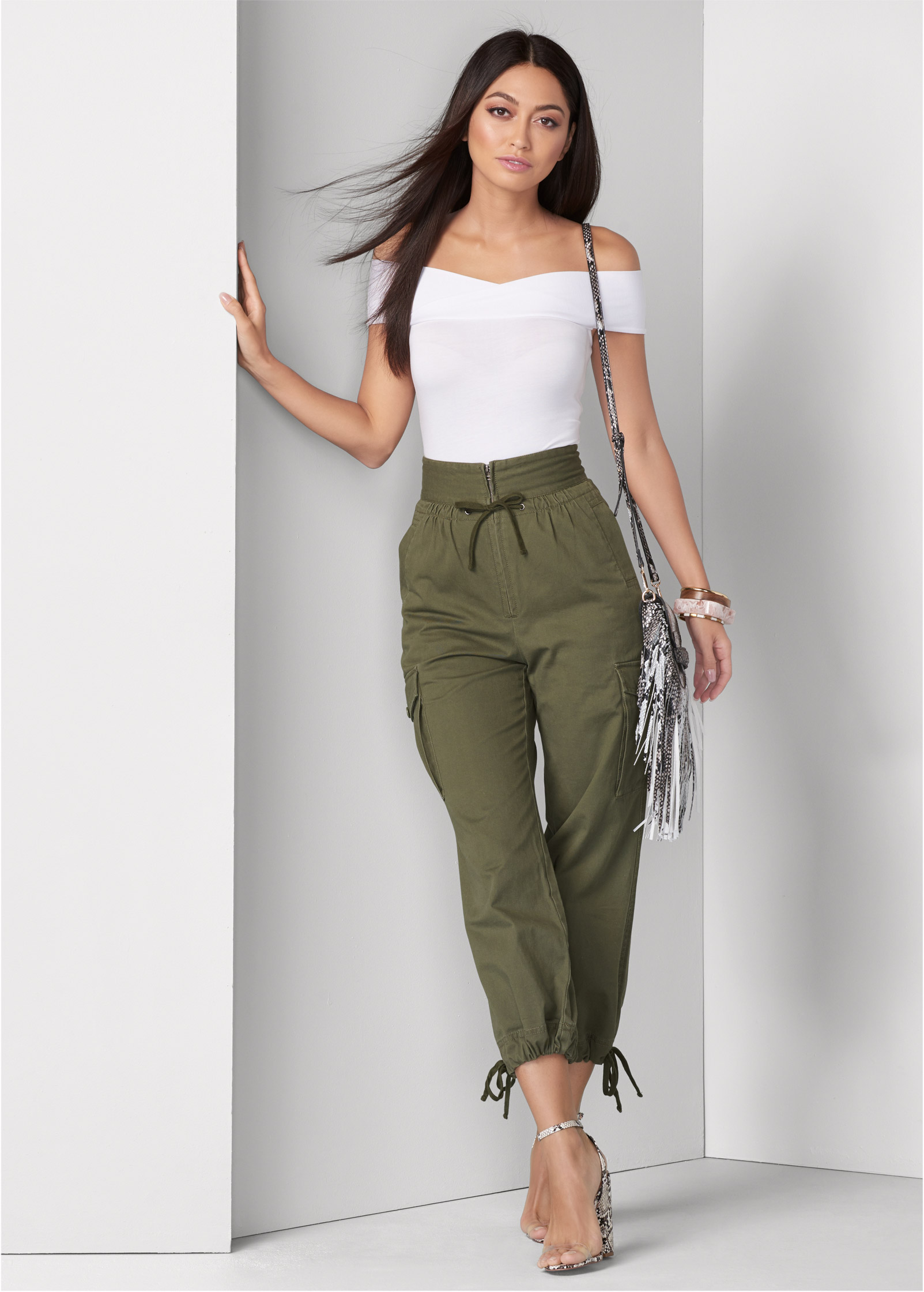 HIGH WAISTED CARGO PANTS in Olive | VENUS