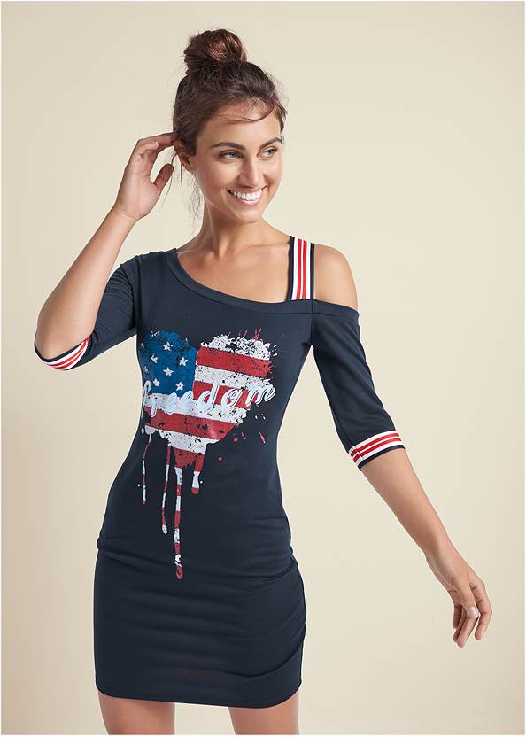 Graphic Lounge Dress,Lace-Up Star Sneakers,Patriotic Infinity Scarf,Tie-Dye Tote Bag
