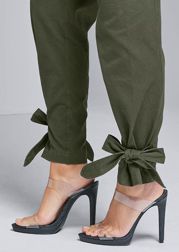 Detail side view High Waist Belted Pants