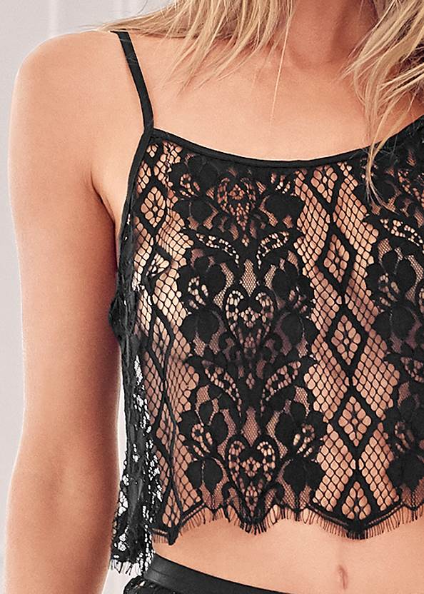 SEXY LACE SHORT |
