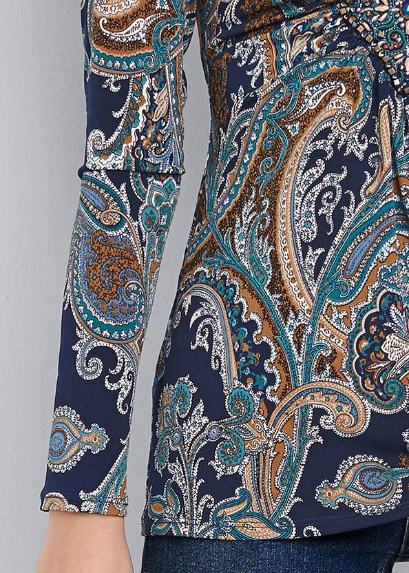 Detail front view Paisley Print Top