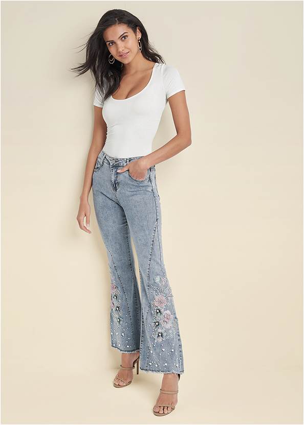Floral Applique Wide Leg Jeans,Ruched Detail Top,High Heel Strappy Sandals