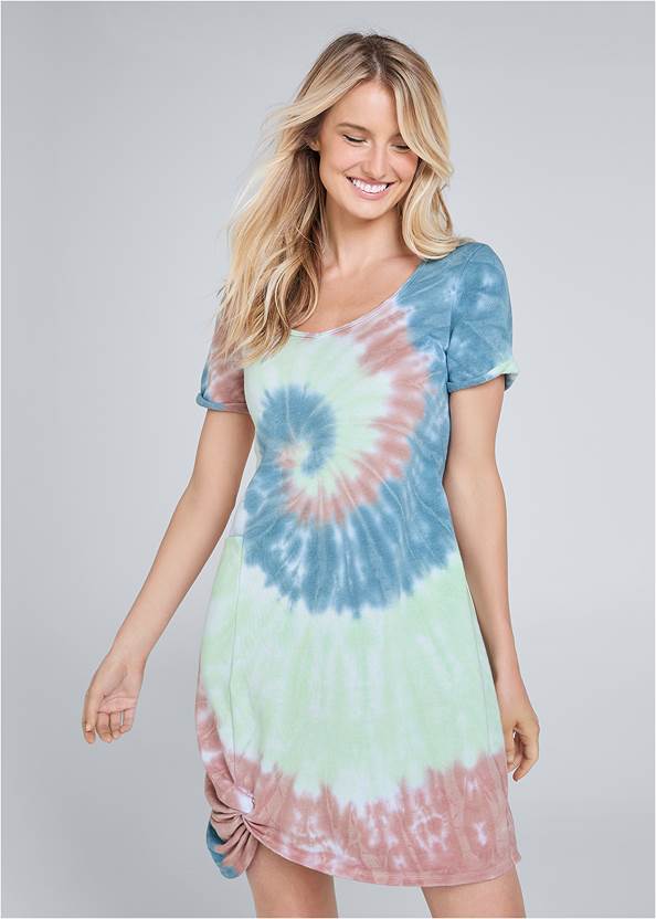 Cropped front view Tie Dye Knotted Lounge Dress