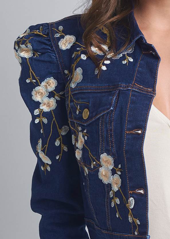 Detail front view Embroidered Jean Jacket