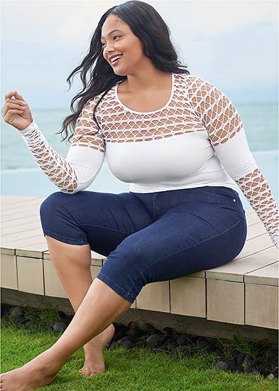 Plus Size Seamless Fitted Cutout Top