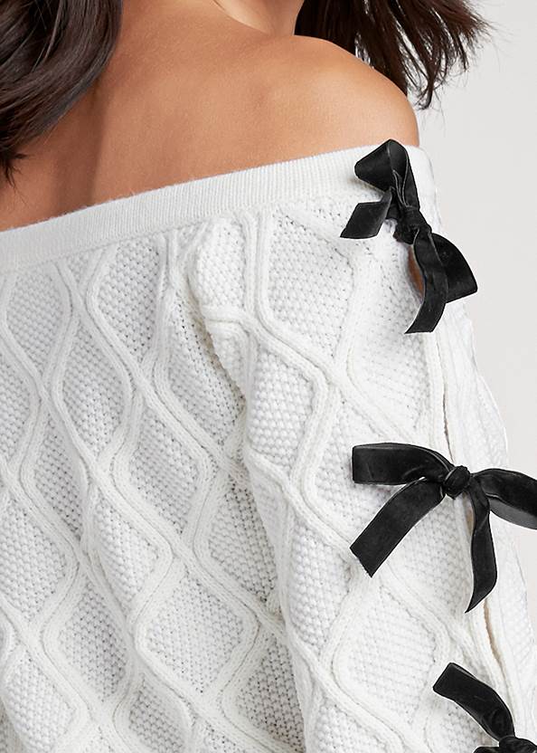 Detail back view Cable Knit Bow Sleeve Sweater
