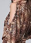 Detail back view Leopard Cold Shoulder Top