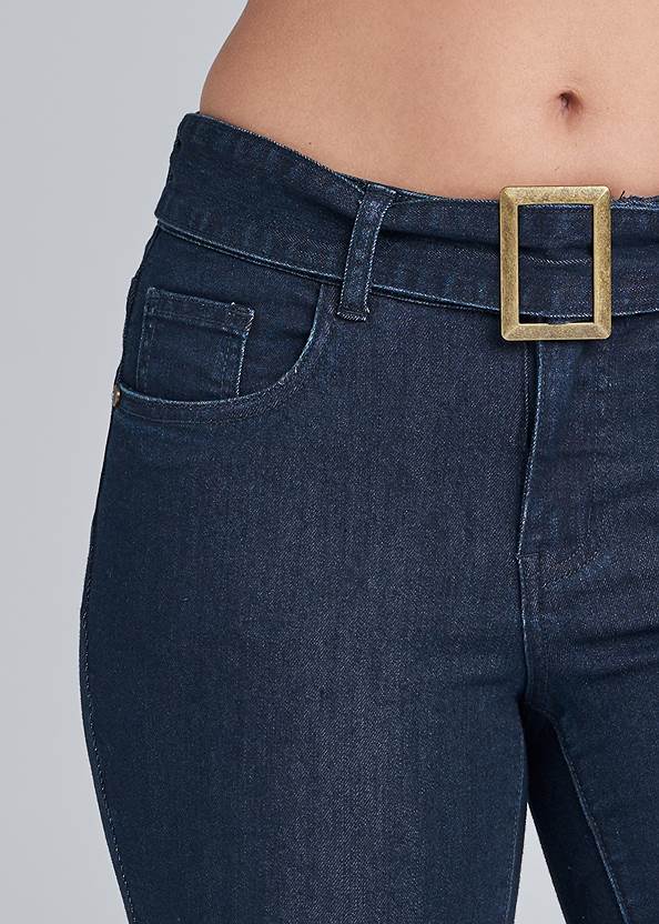 Detail front view Belted Bootcut Jeans