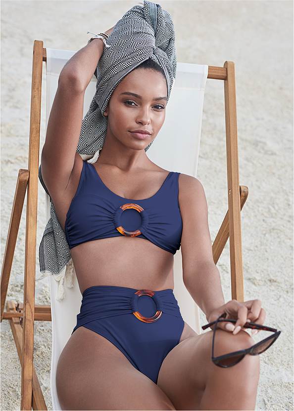 Getaway Top,Classic Hipster Mid-Rise Bottom,Retro Grommet Back Bottom,Bon Voyage Tie-Side Bottom,Santa Cruz Hipster Bottom,Tie-Side Bottom,Lattice Side Bottom,Skirted Mid-Rise Bottom,Multi Color Stone Sandals