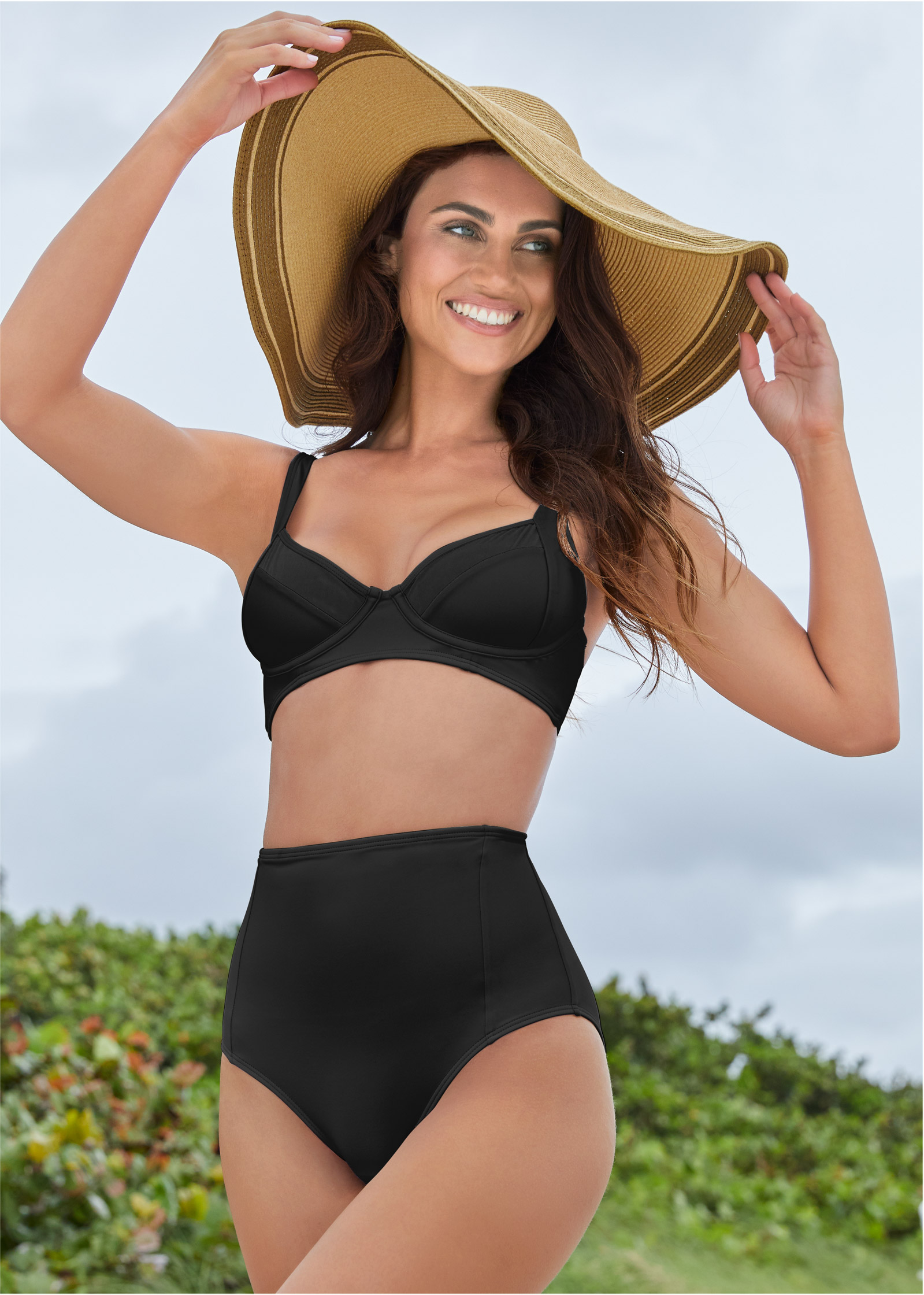 Nova Mesh Underwire Top in Black Beauty Bikini VENUS