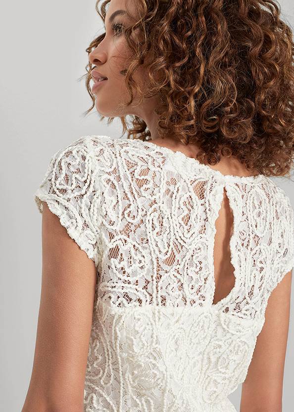 Detail  view Cap Sleeve Lace Top