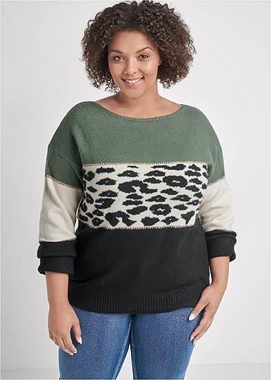 Plus Size Printed Color Block Sweater