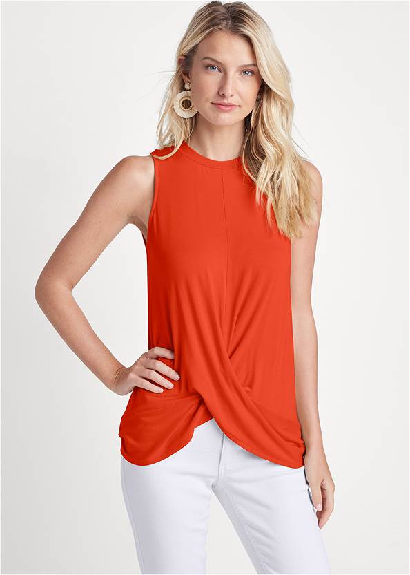 Cropped front view Easy Twist Front Tank Top