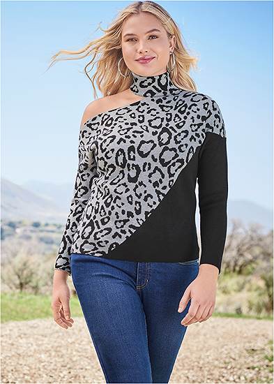 Plus Size Leopard Print One-Shoulder Sweater