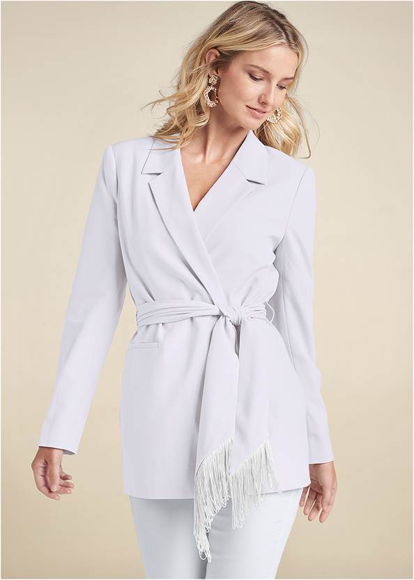 Cropped front view Oversized Belted Blazer