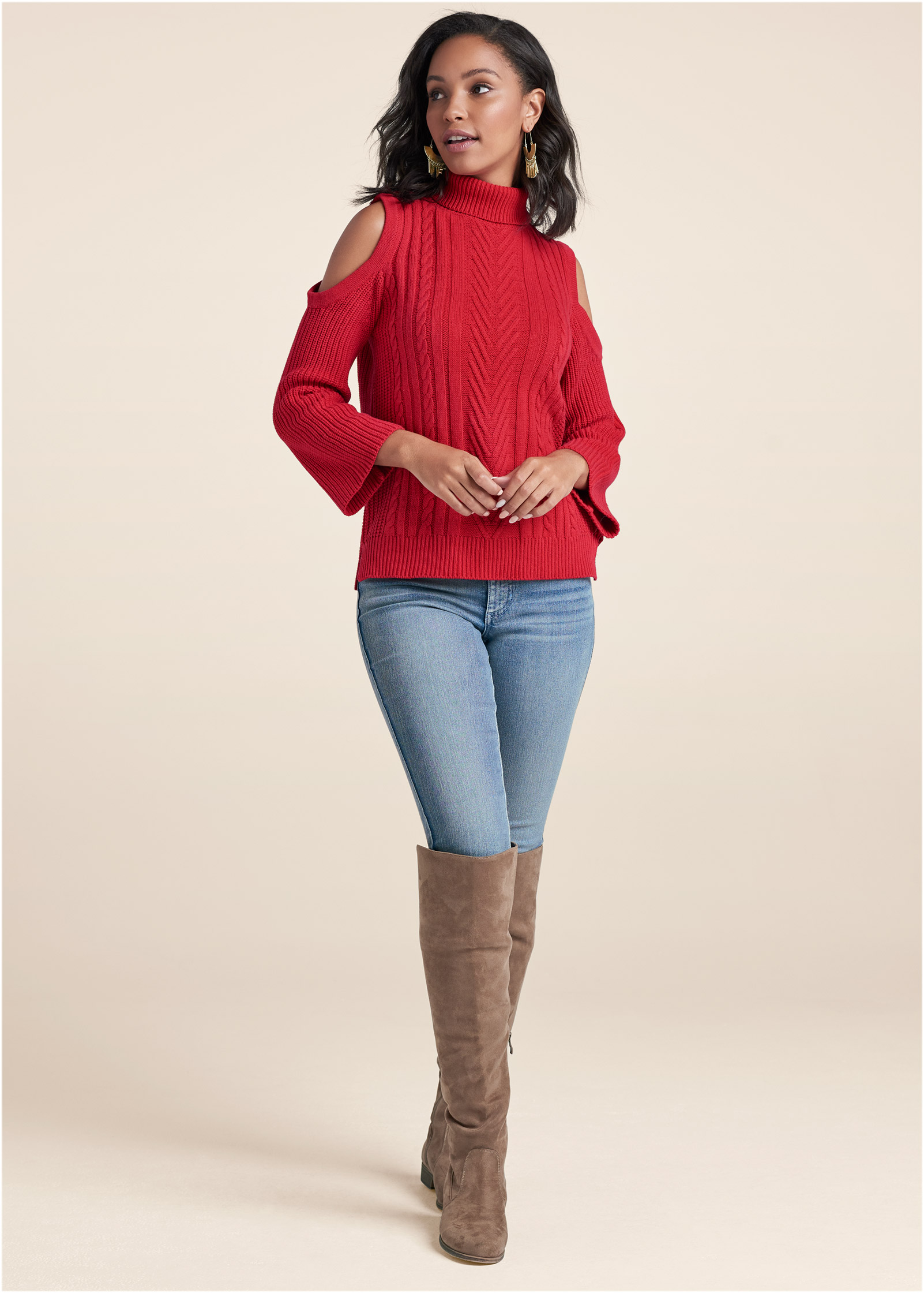 Cold shoulder sweater in Red VENUS