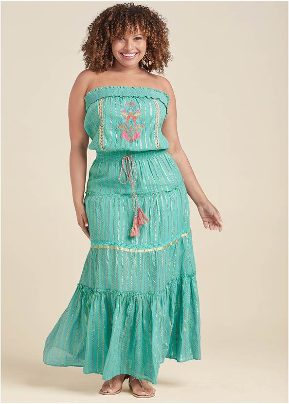 Embroidered Maxi Dress,Stackable Beaded Bracelet,Striped Rope Shell Tote Bag
