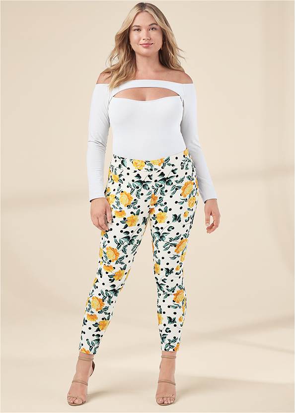 Front View Mid-Rise Slimming Stretch Jeggings