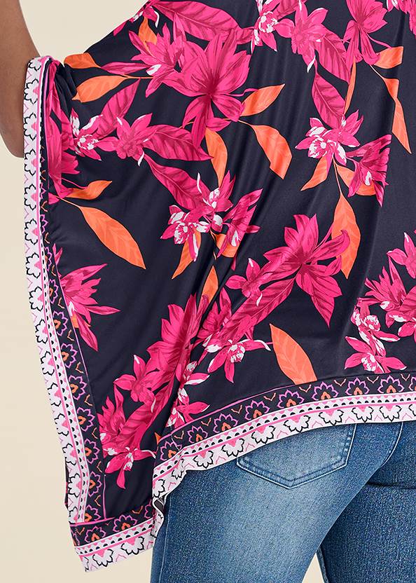 Detail back view Midnight Floral Border Top