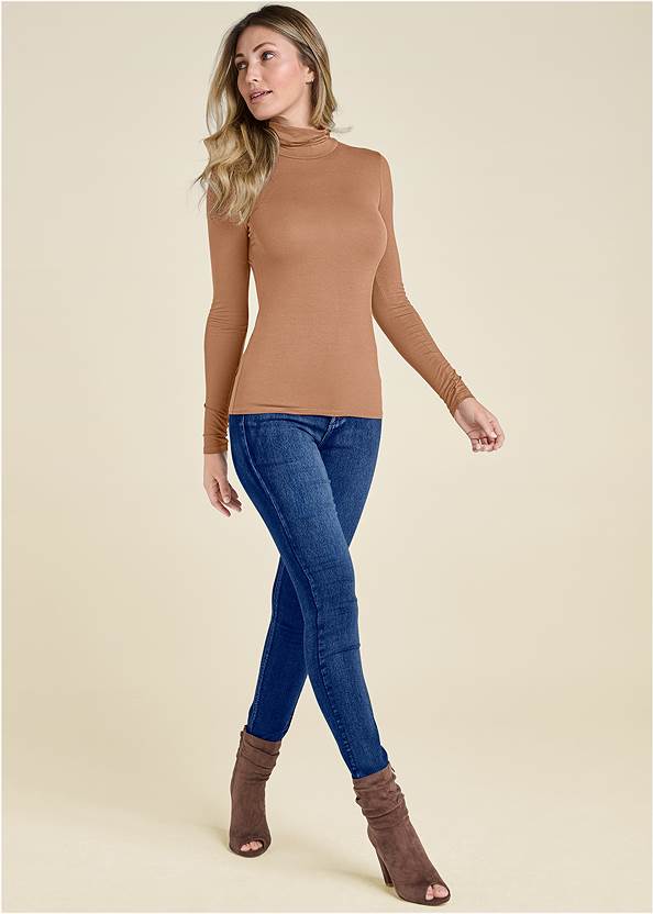 Full front view Back Cutout Casual Top