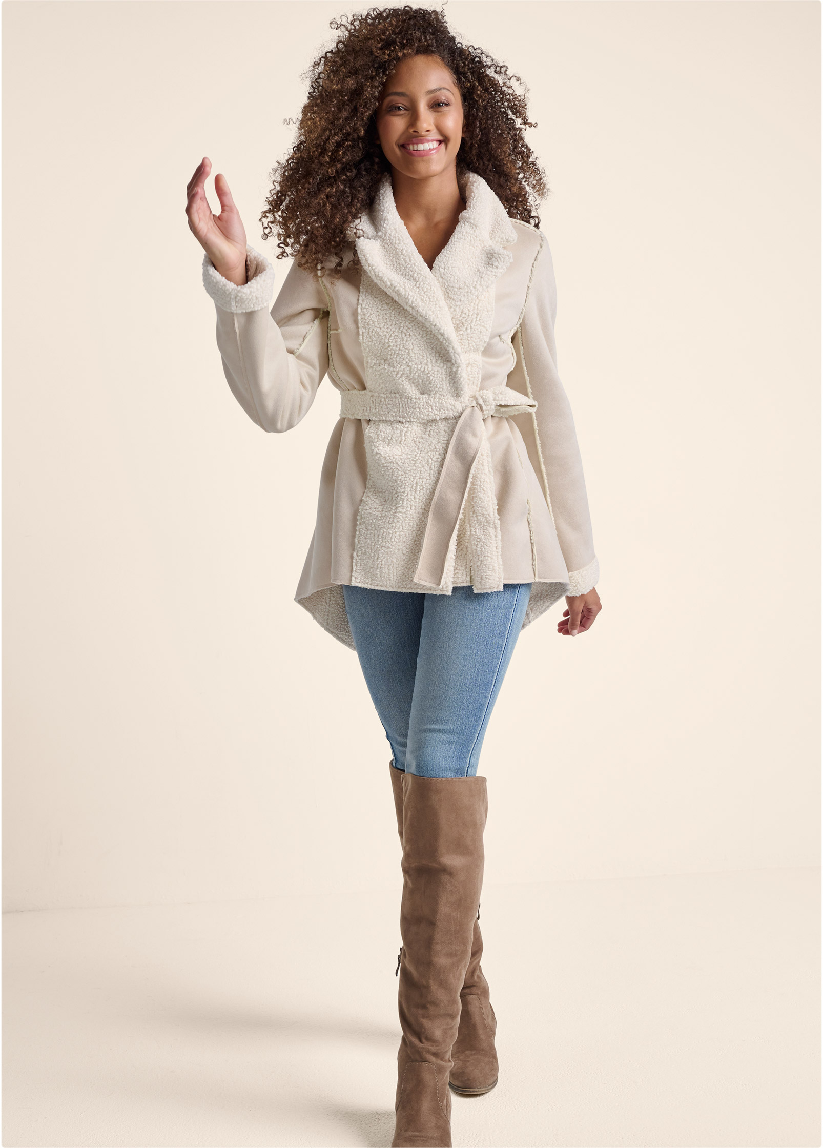 REVERSIBLE FAUX SHERPA COAT in Cream VENUS