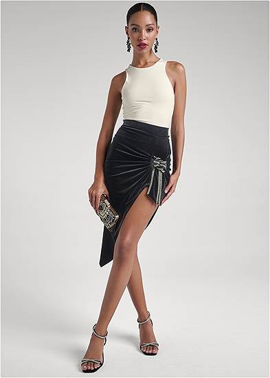 Plus Size Velvet Rhinestone Bow Skirt