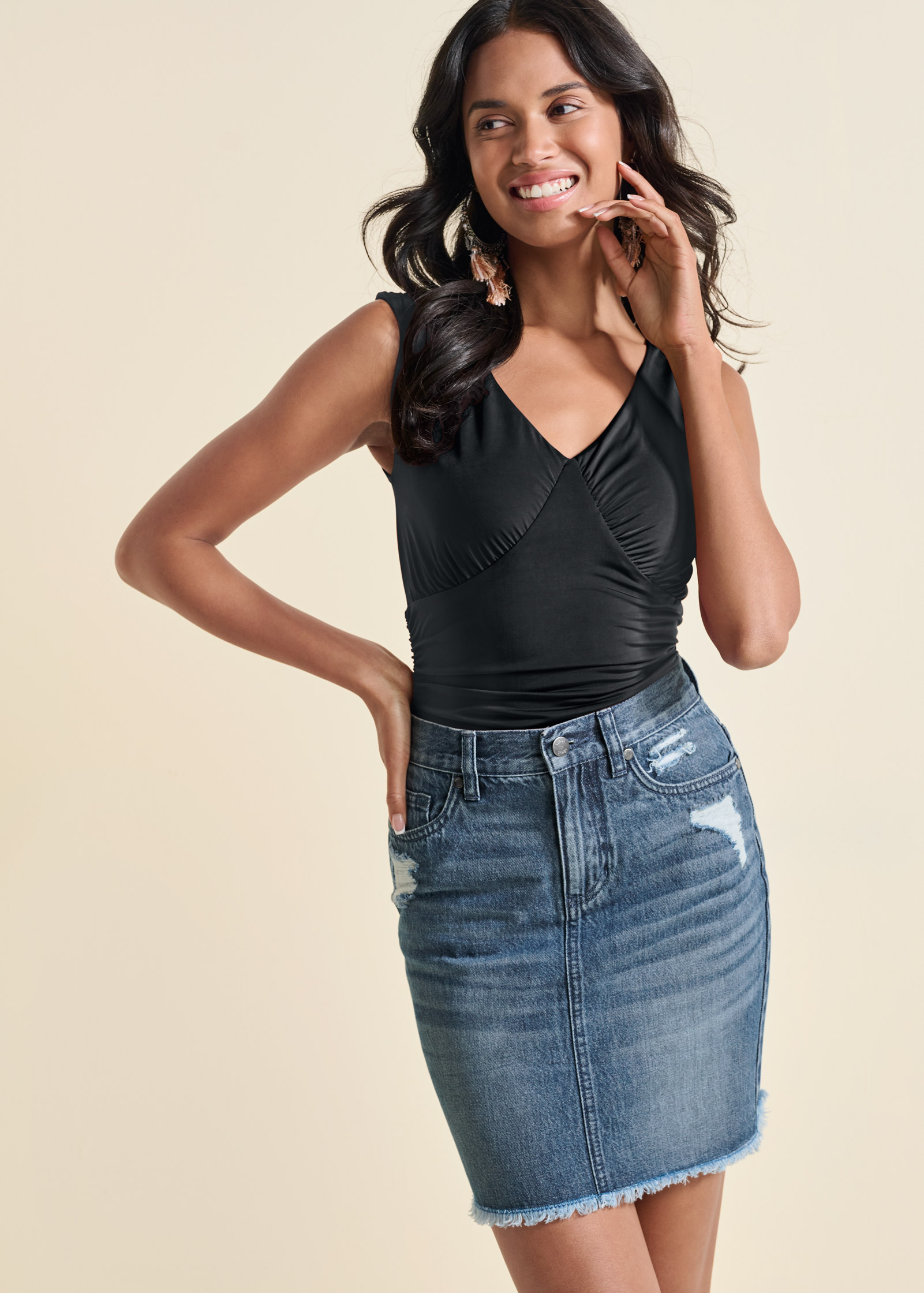 DENIM MINI SKIRT in Medium Wash VENUS