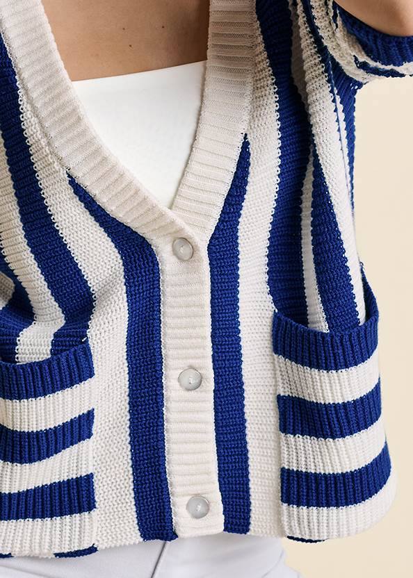 Detail front view Knit Striped Cardigan