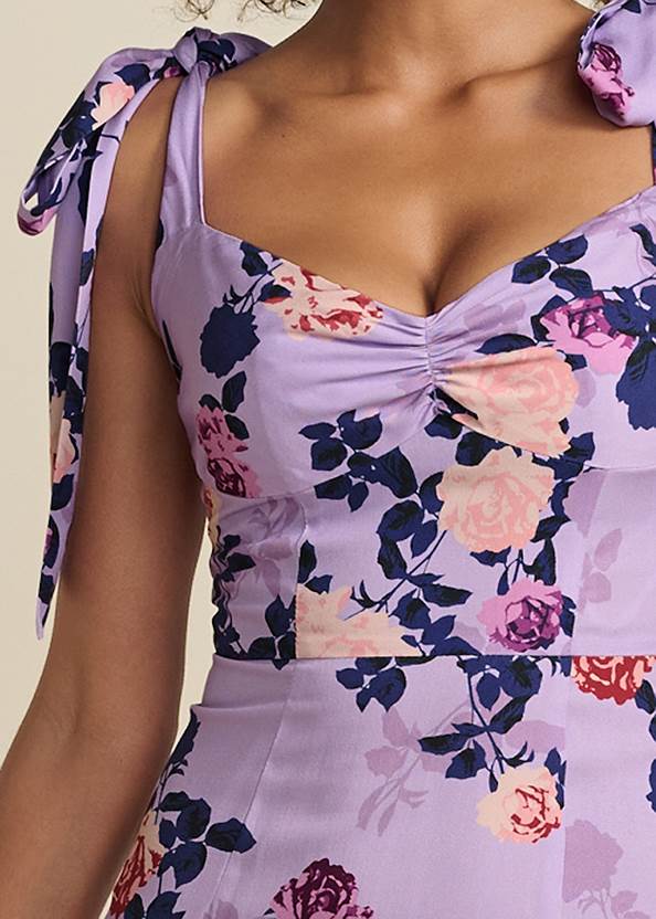 Detail front view Floral Print Maxi Dress