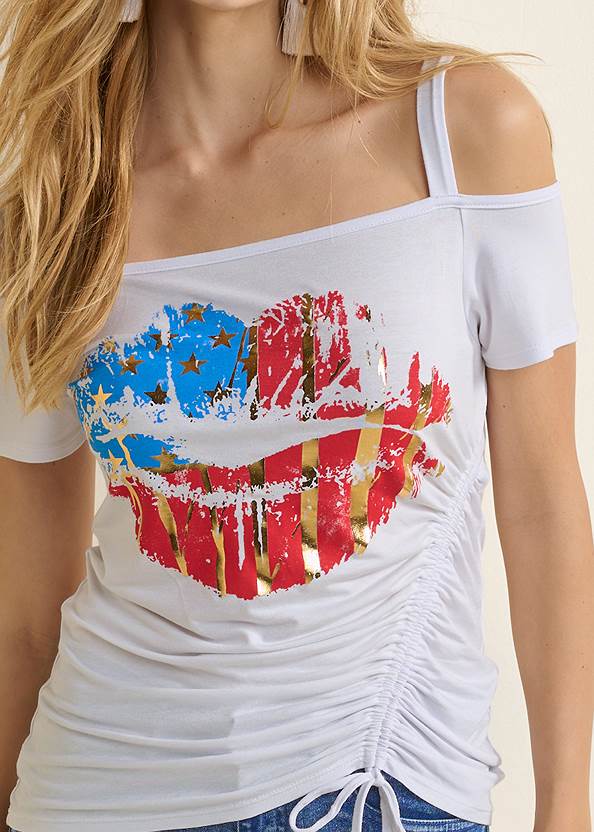 Detail front view Americana Graphic Top