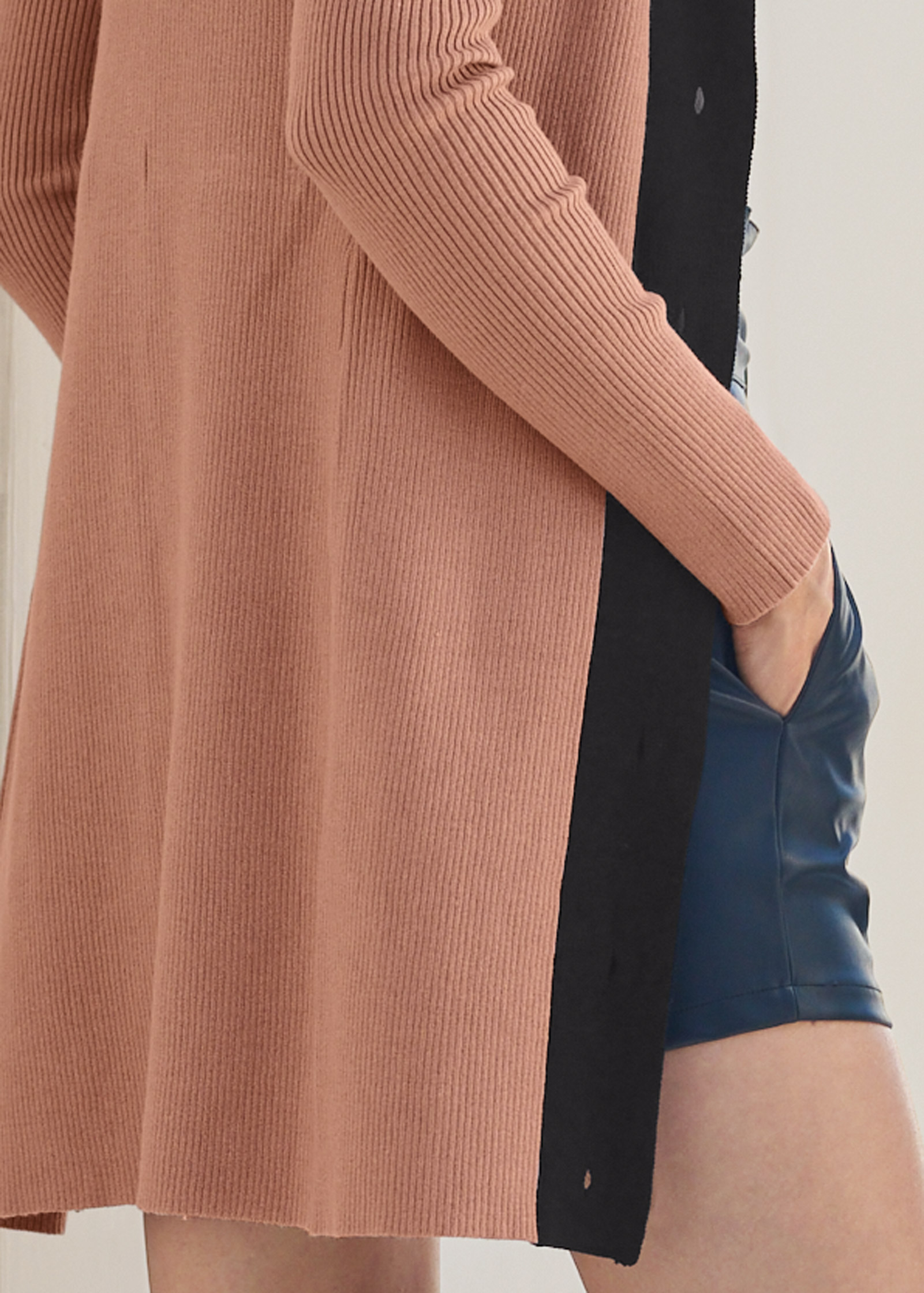 TWO-TONE KNIT CARDIGAN in Light Brown | VENUS