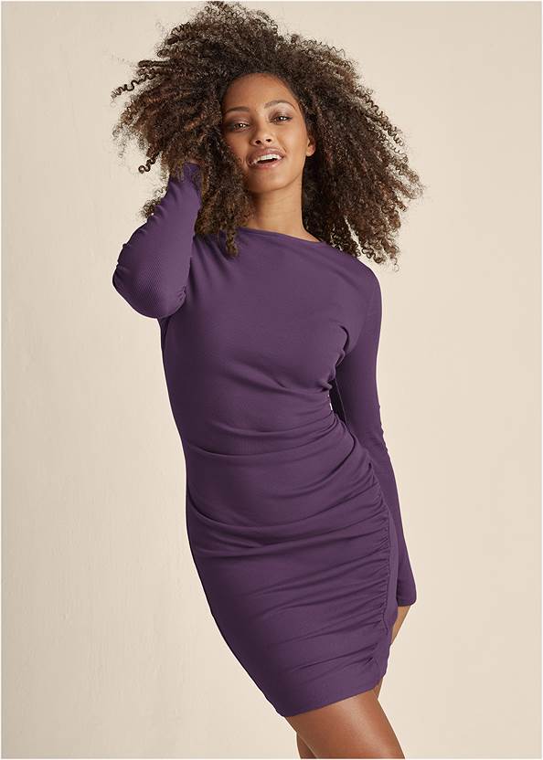 Cropped front view Boatneck Bodycon Mini Dress