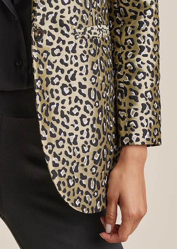 Lucky Brand Women's Jacquard Leopard Jacket, Black/White, X-Small at   Women's Clothing store